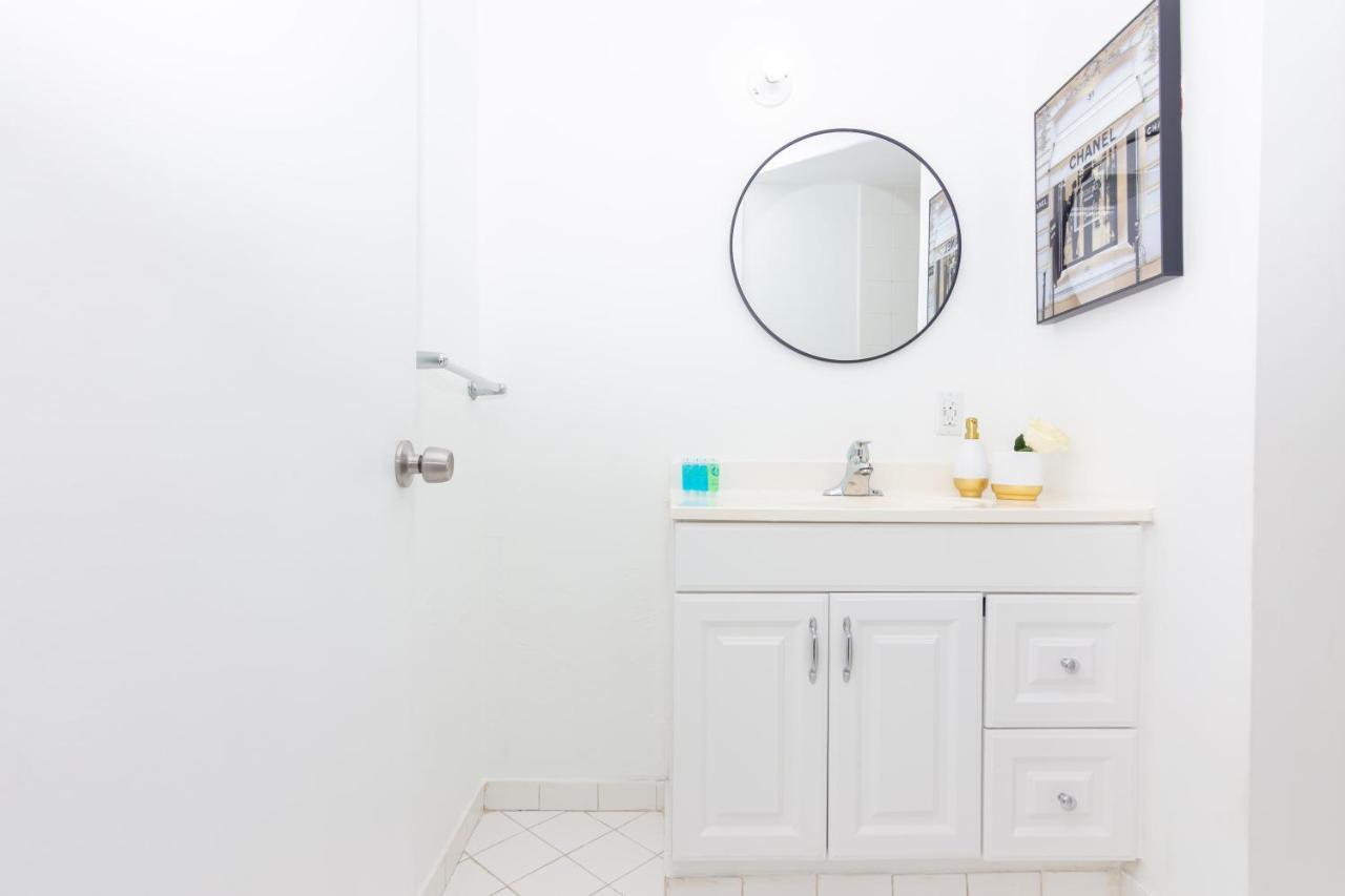 One Bedroom Apartment - With Parking & Balcony - Heart Of Wynwood Miami Exterior photo